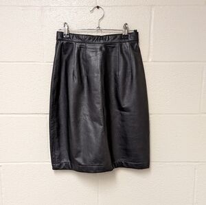 Petite Sophisticate Black Leather Skirt